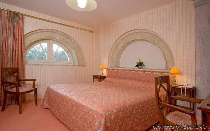 Hôtel Chateau Golf des Sept Tours by Popinns Courcelles-de-Touraine Chambre photo